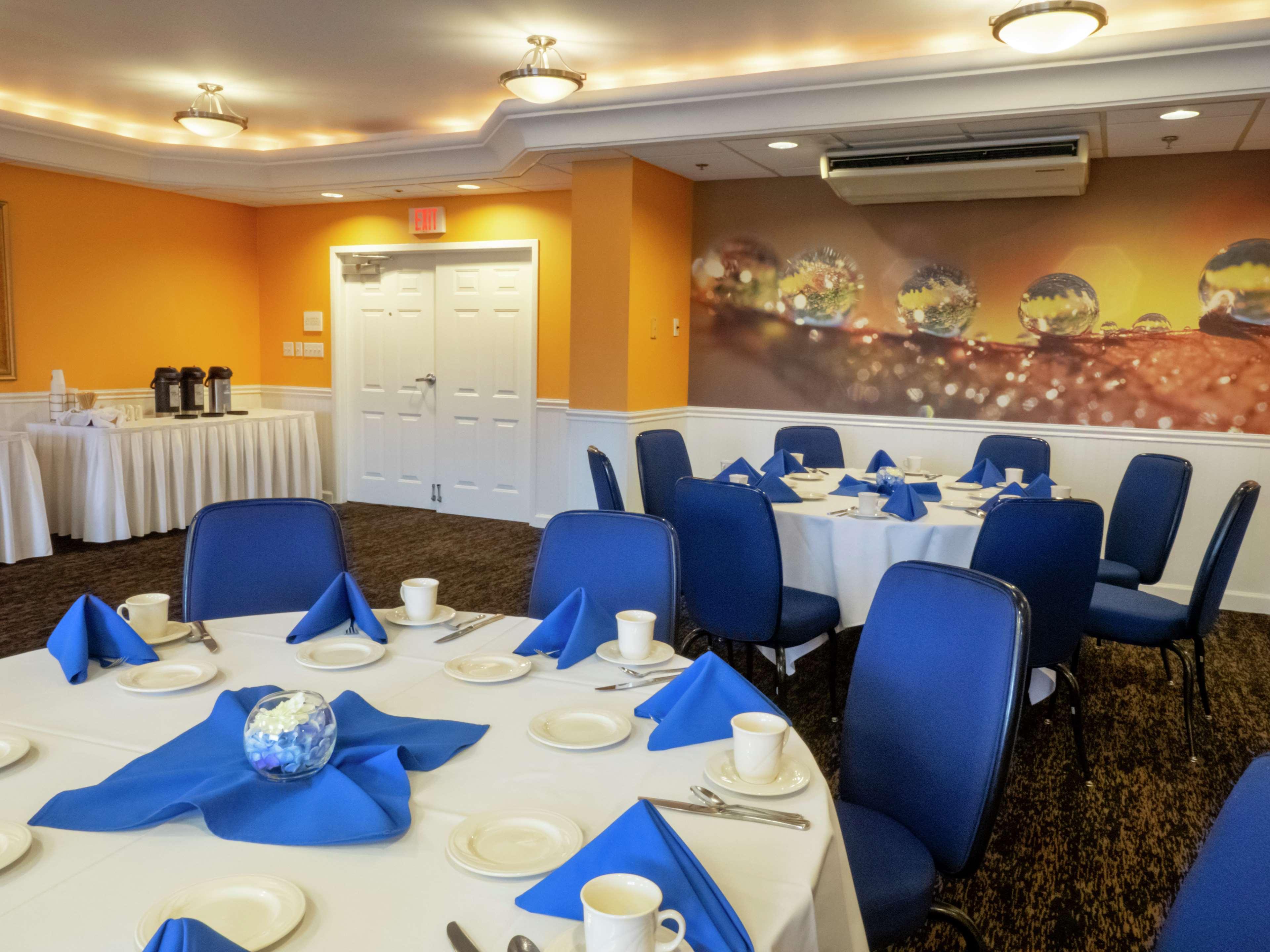 Doubletree By Hilton Buffalo-Amherst Esterno foto