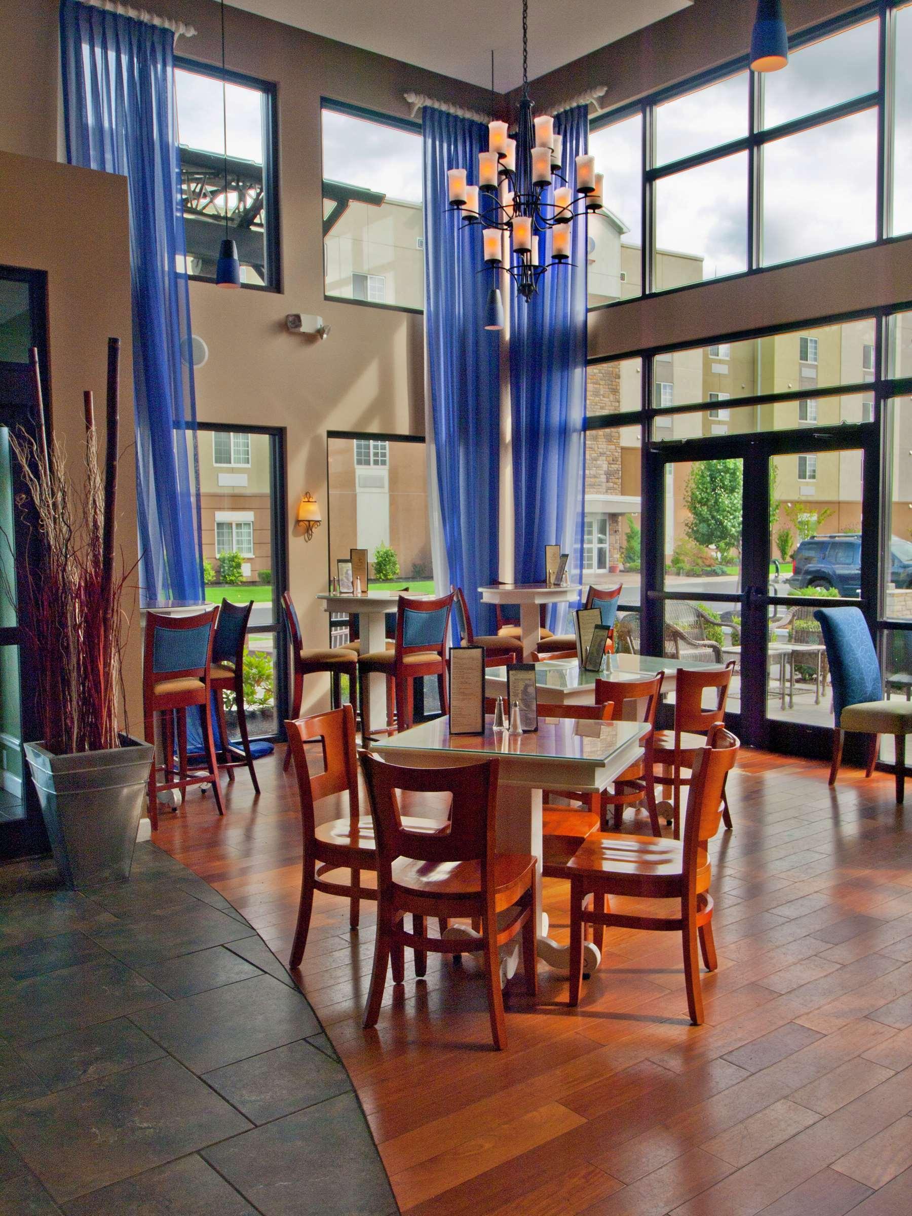 Doubletree By Hilton Buffalo-Amherst Ristorante foto
